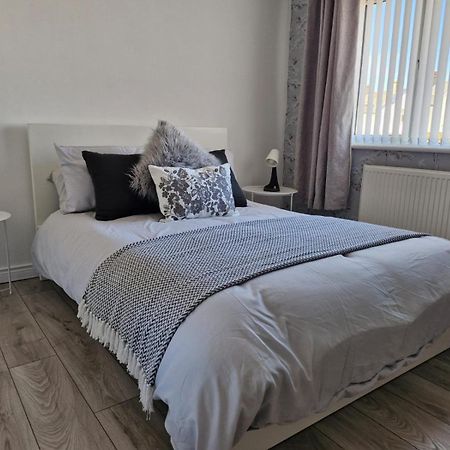 Villa Cosy On The Coast Portrush Esterno foto